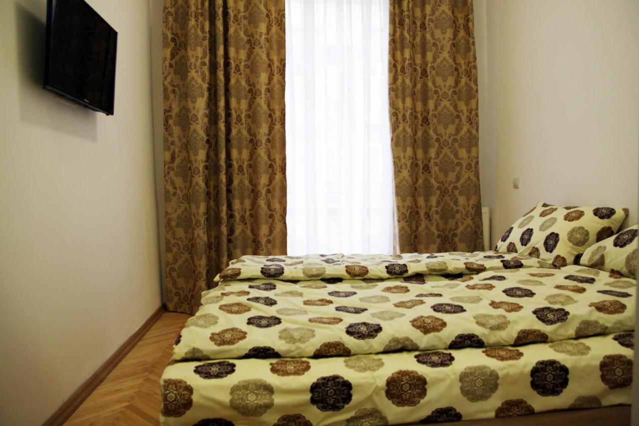 Etno Hostel Lviv Luaran gambar